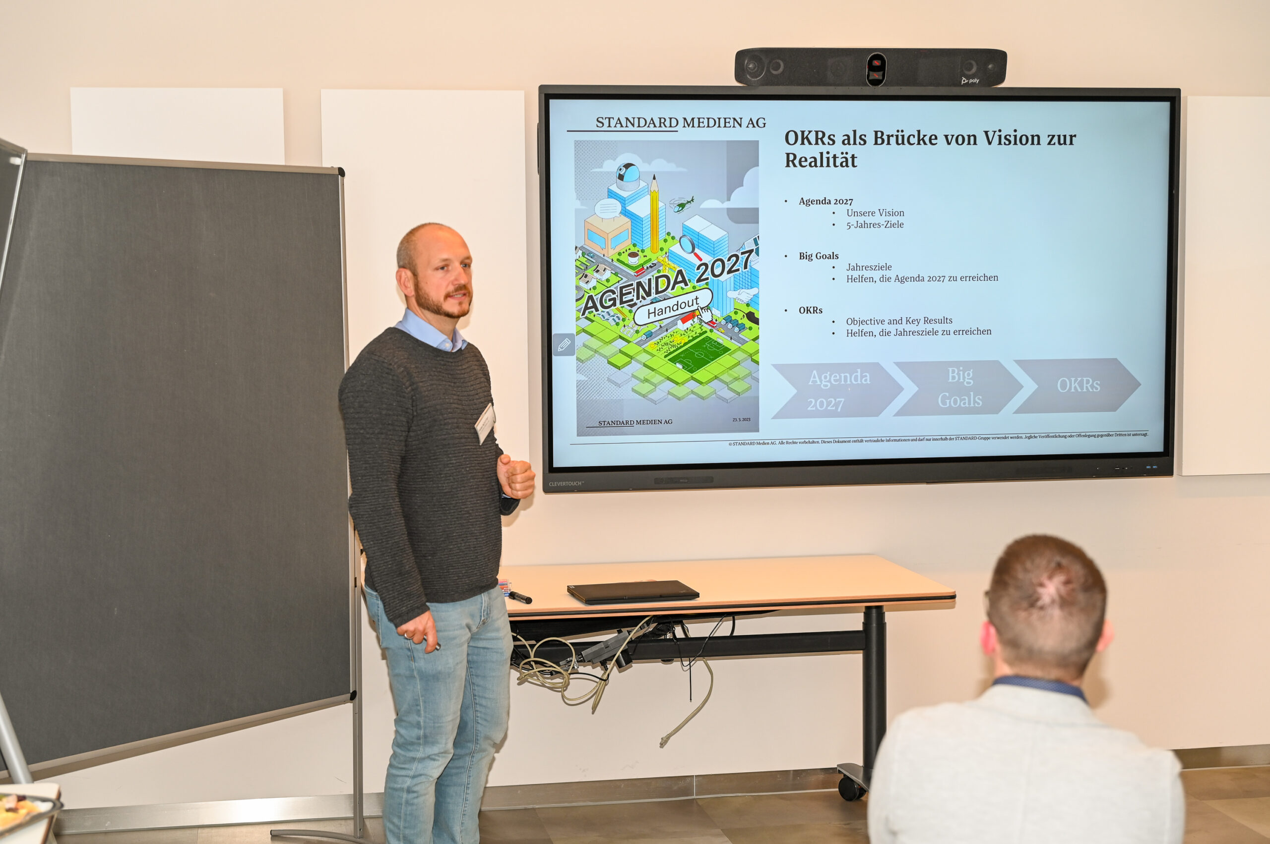 Stefan Novotny im Meetingraum